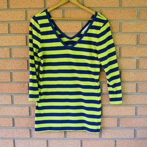 3/$20 Banana Republic- Striped V-Neck 3/4 Sleeve